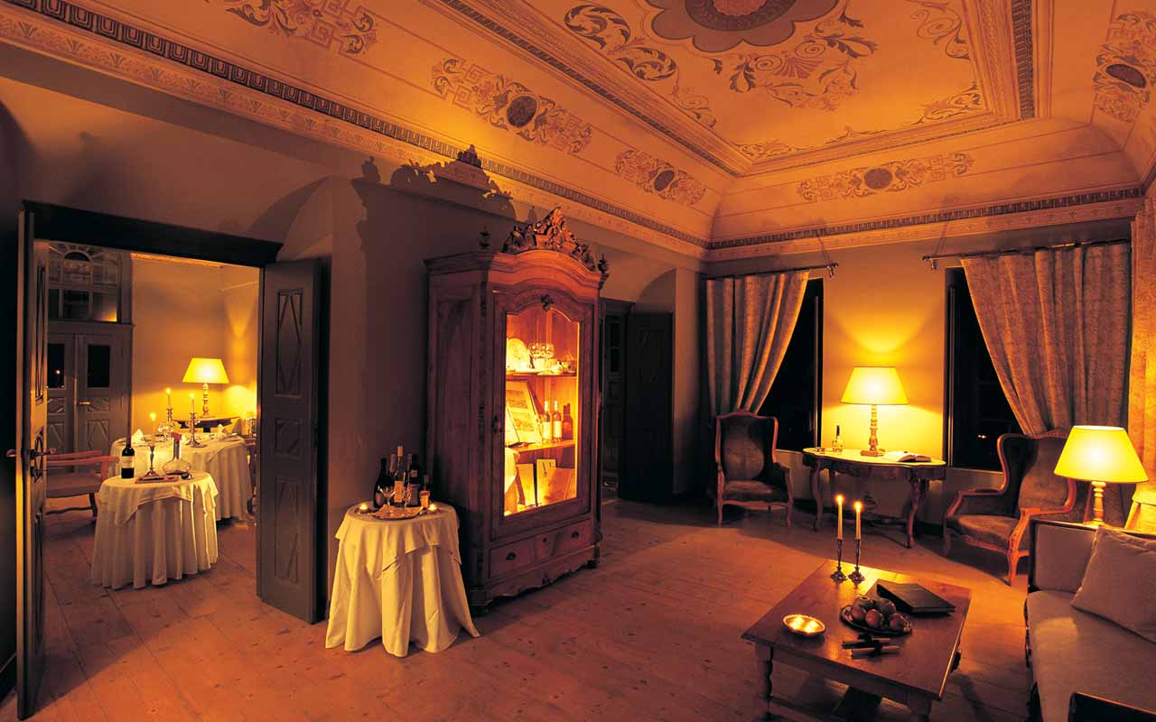 Zannos Melathron Hotel in Santorini